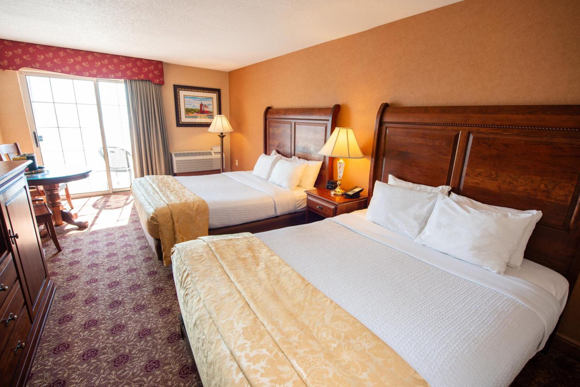 Hamilton Inn Select Beachfront Mackinaw City Eksteriør billede