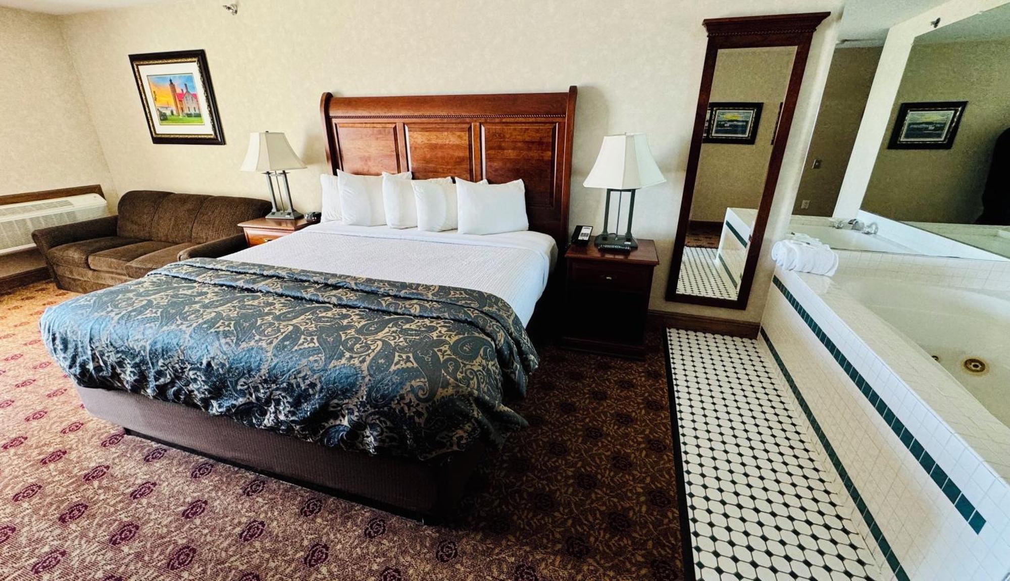 Hamilton Inn Select Beachfront Mackinaw City Eksteriør billede